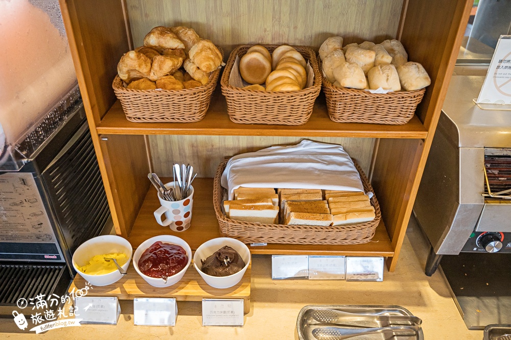 【2025台南和逸飯店】和逸飯店台南西門館卡通頻道主題房開箱.一泊一食&超豐富親子遊戲設施超好玩!