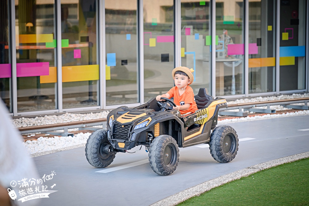 【2025台南和逸飯店】和逸飯店台南西門館卡通頻道主題房開箱.一泊一食&超豐富親子遊戲設施超好玩!