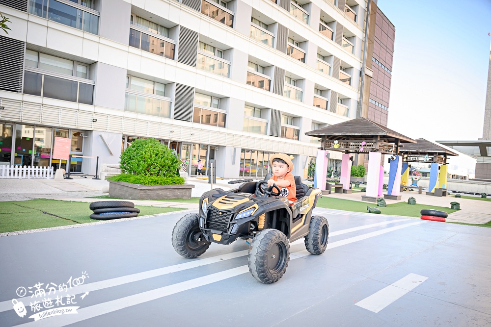 【2025台南和逸飯店】和逸飯店台南西門館卡通頻道主題房開箱.一泊一食&超豐富親子遊戲設施超好玩!