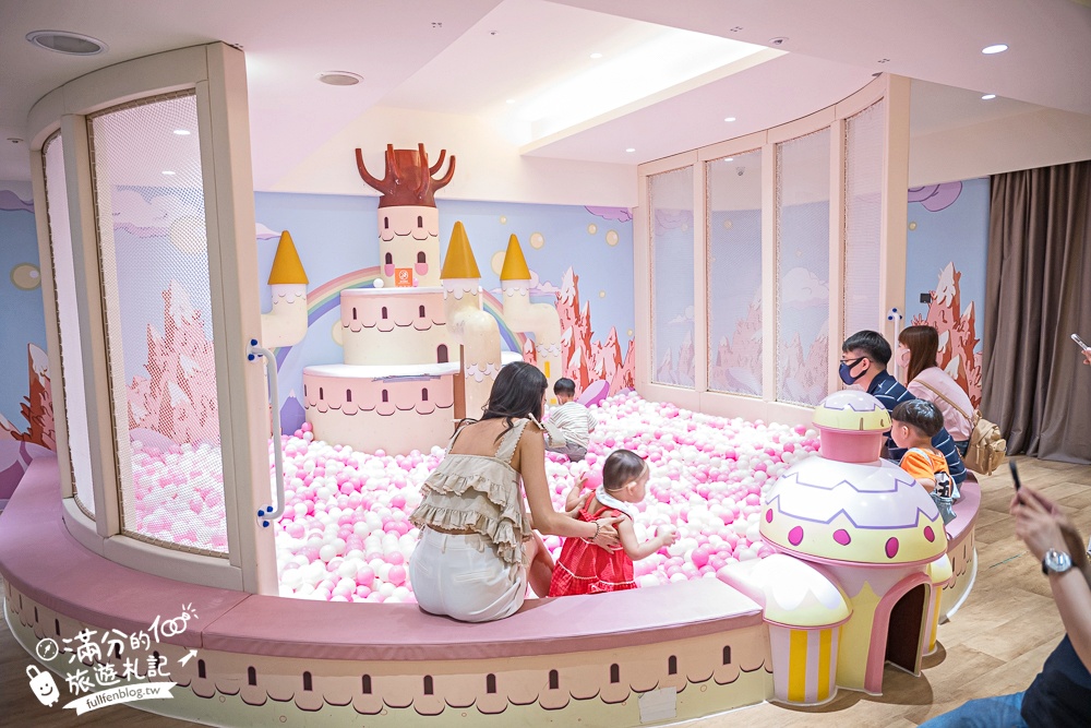 【2025台南和逸飯店】和逸飯店台南西門館卡通頻道主題房開箱.一泊一食&超豐富親子遊戲設施超好玩!