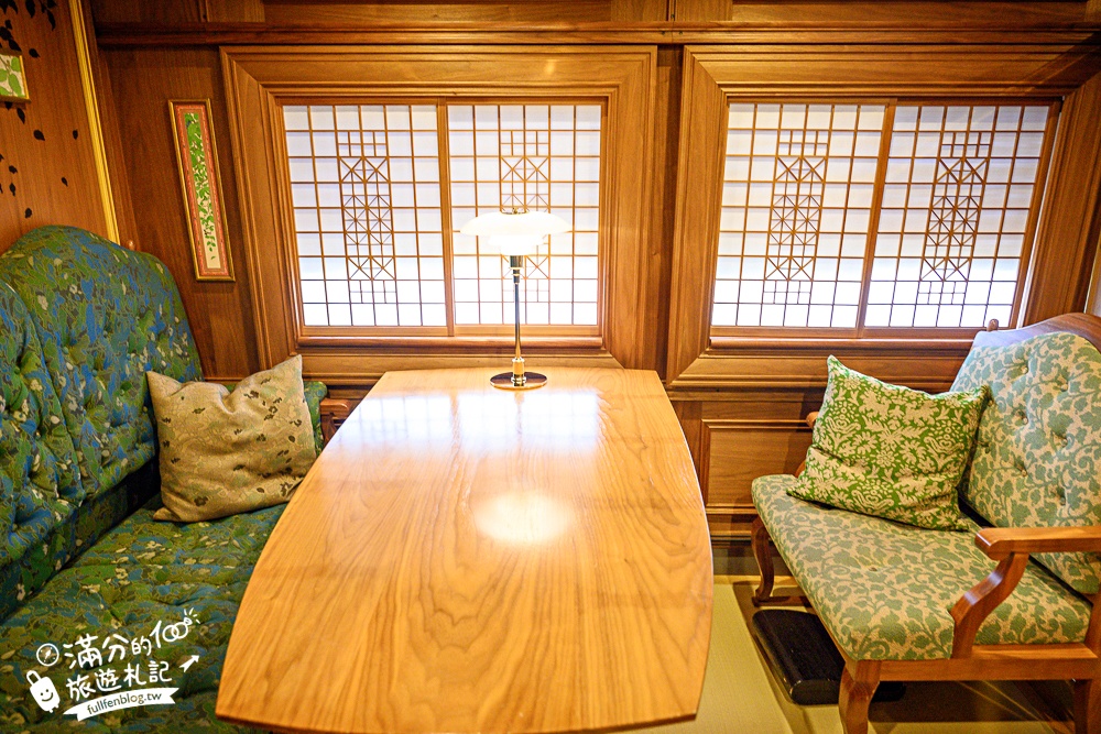 九州特色列車【JR九州36+3豪華觀光列車購票＆開箱搭乘攻略】燙金黑色車廂超帥氣,可以用餐飲酒.玩手作和復古村落觀光散策!