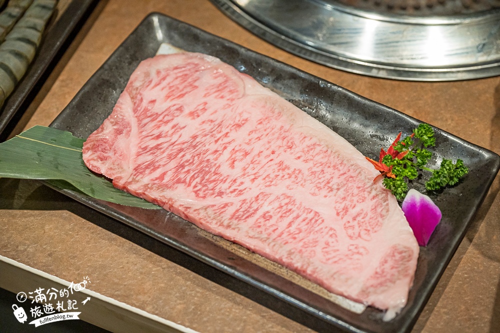 桃園日本和牛燒肉推薦【吃肉肉焼き肉専門店中壢店】日本A5和牛吃到飽.還享無限暢食自助吧.現作手搖飲和冰炫風! 桃園日本和牛燒肉推薦【吃肉肉焼き肉専門店中壢店】日本A5和牛吃到飽.還享無限暢食自助吧.現作手搖飲和冰炫風!
