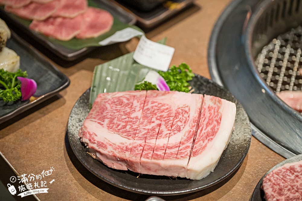 桃園日本和牛燒肉推薦【吃肉肉焼き肉専門店中壢店】日本A5和牛吃到飽.還享無限暢食自助吧.現作手搖飲和冰炫風! 桃園日本和牛燒肉推薦【吃肉肉焼き肉専門店中壢店】日本A5和牛吃到飽.還享無限暢食自助吧.現作手搖飲和冰炫風!