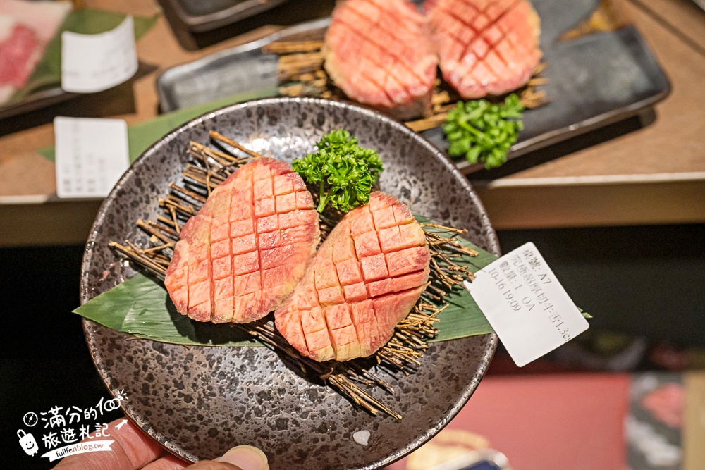 桃園日本和牛燒肉推薦【吃肉肉焼き肉専門店中壢店】日本A5和牛吃到飽.還享無限暢食自助吧.現作手搖飲和冰炫風! 桃園日本和牛燒肉推薦【吃肉肉焼き肉専門店中壢店】日本A5和牛吃到飽.還享無限暢食自助吧.現作手搖飲和冰炫風!