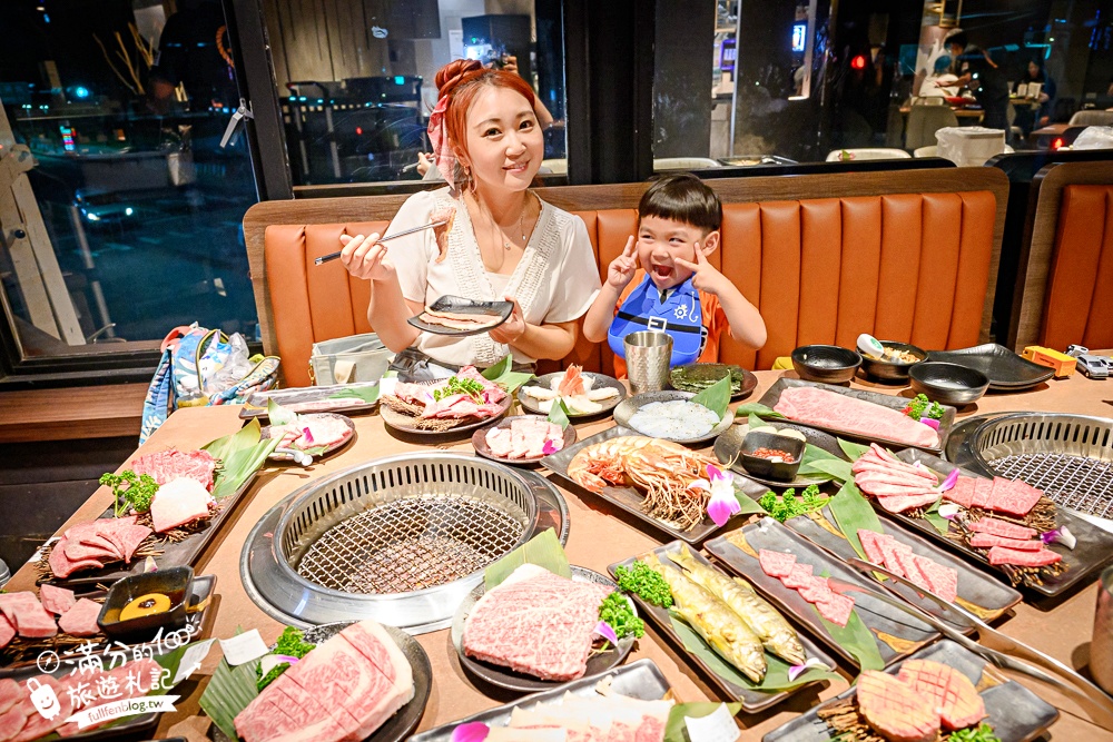 桃園日本和牛燒肉推薦【吃肉肉焼き肉専門店中壢店】日本A5和牛吃到飽.還享無限暢食自助吧.現作手搖飲和冰炫風! 桃園日本和牛燒肉推薦【吃肉肉焼き肉専門店中壢店】日本A5和牛吃到飽.還享無限暢食自助吧.現作手搖飲和冰炫風!
