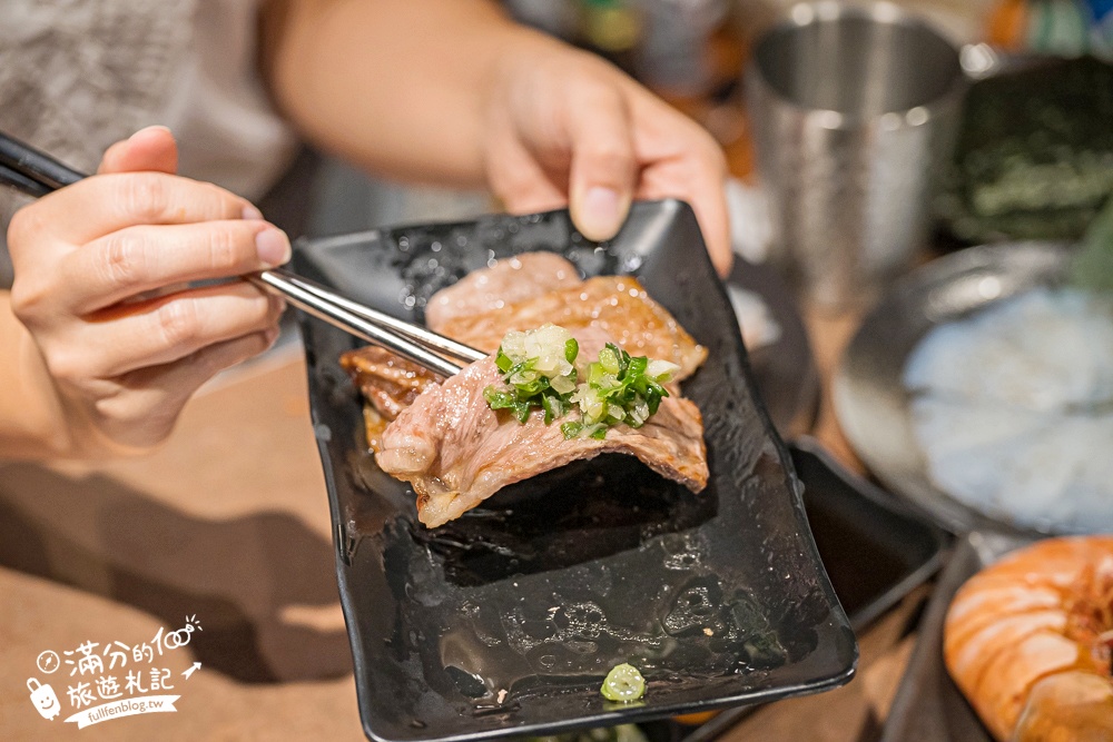 桃園日本和牛燒肉推薦【吃肉肉焼き肉専門店中壢店】日本A5和牛吃到飽.還享無限暢食自助吧.現作手搖飲和冰炫風! 桃園日本和牛燒肉推薦【吃肉肉焼き肉専門店中壢店】日本A5和牛吃到飽.還享無限暢食自助吧.現作手搖飲和冰炫風!