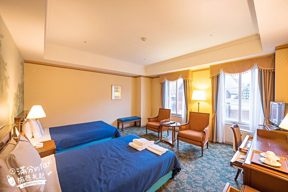 豪斯登堡飯店推薦【海牙飯店Hotel Denhaag Huis Ten Bosch】走路就到樂園,直接住在荷蘭風城堡裡!
