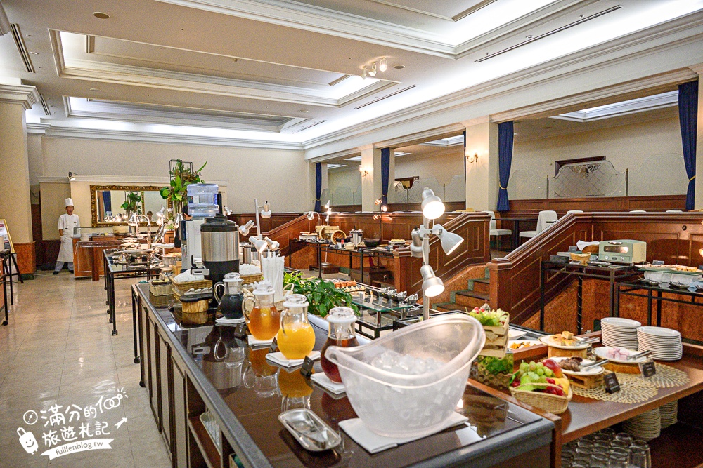 豪斯登堡飯店推薦【海牙飯店Hotel Denhaag Huis Ten Bosch】走路就到樂園,直接住在荷蘭風城堡裡!