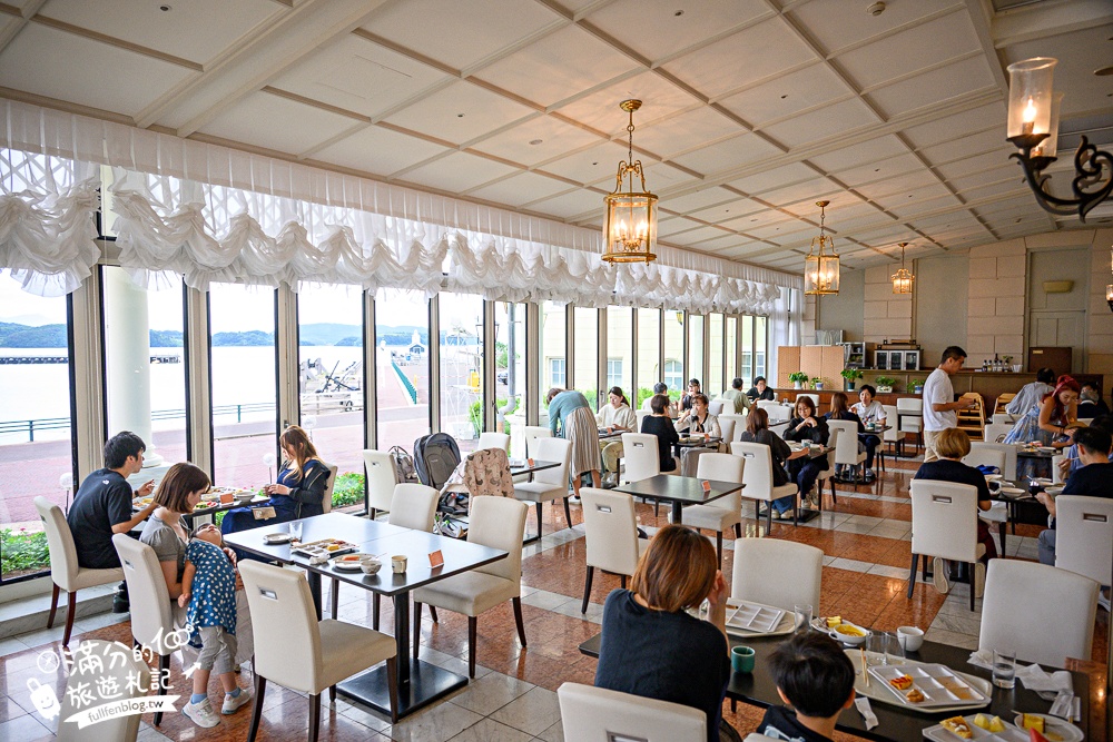 豪斯登堡飯店推薦【海牙飯店Hotel Denhaag Huis Ten Bosch】走路就到樂園,直接住在荷蘭風城堡裡!