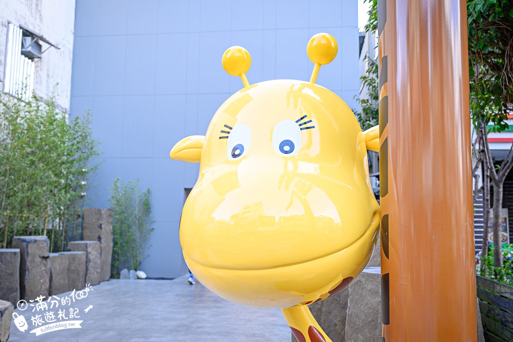 【宜蘭短腿阿鹿餅乾礁溪店】只賣起司奶油曲奇餅,玩礁溪來和短腿阿鹿泡溫泉吃餅乾!