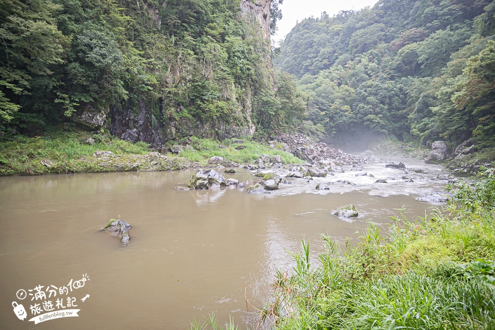 【高千穗峽划船看瀑布攻略】九州自由行必體驗行程,真名井瀑布周邊散步攻略.吃瀑布冰.流水麵好享受! 【高千穗峽划船看瀑布攻略】九州自由行必體驗行程,真名井瀑布周邊散步攻略.吃瀑布冰.流水麵好享受!