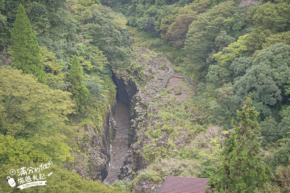 【高千穗峽划船看瀑布攻略】九州自由行必體驗行程,真名井瀑布周邊散步攻略.吃瀑布冰.流水麵好享受! 【高千穗峽划船看瀑布攻略】九州自由行必體驗行程,真名井瀑布周邊散步攻略.吃瀑布冰.流水麵好享受!