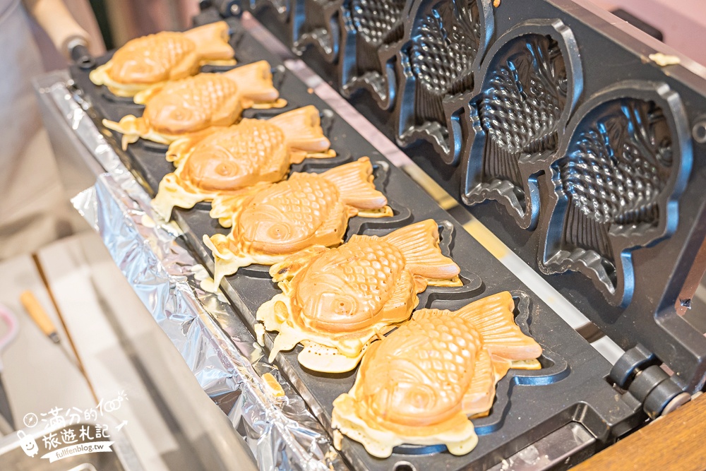 屏東新景點【茵茵喵喵貓咪咖啡館】座落枋寮彩虹藝鐵小鎮,與貓咪互動玩樂,還能玩拍繽紛彩色聚落! 屏東新景點【茵茵喵喵貓咪咖啡館】座落枋寮彩虹藝鐵小鎮,與貓咪互動玩樂,還能玩拍繽紛彩色聚落!