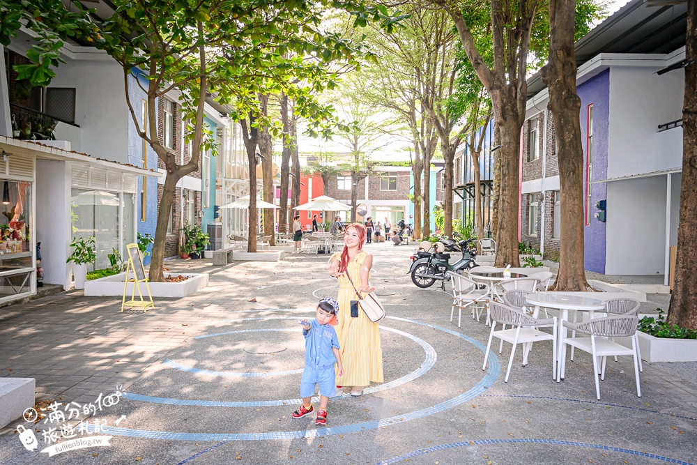 屏東新景點【茵茵喵喵貓咪咖啡館】座落枋寮彩虹藝鐵小鎮,與貓咪互動玩樂,還能玩拍繽紛彩色聚落! 屏東新景點【茵茵喵喵貓咪咖啡館】座落枋寮彩虹藝鐵小鎮,與貓咪互動玩樂,還能玩拍繽紛彩色聚落!