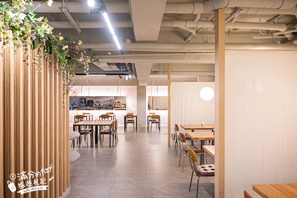 宜蘭市區飯店推薦【宜蘭東旅Hotel East Yilan】一泊二食開箱.近宜蘭火車站,免費宵夜冰淇淋&六宮格精緻早餐!