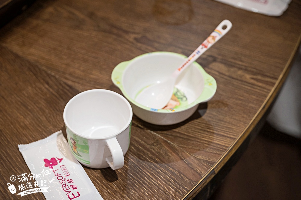 宜蘭礁溪美食餐廳推薦【光鮮生活美食館】招牌烤櫻桃鴨.一鴨三吃加外火焰大蝦好精彩.視覺與味覺的雙重滿足! 宜蘭礁溪美食餐廳推薦【光鮮生活美食館】招牌烤櫻桃鴨.一鴨三吃加外火焰大蝦好精彩.視覺與味覺的雙重滿足!