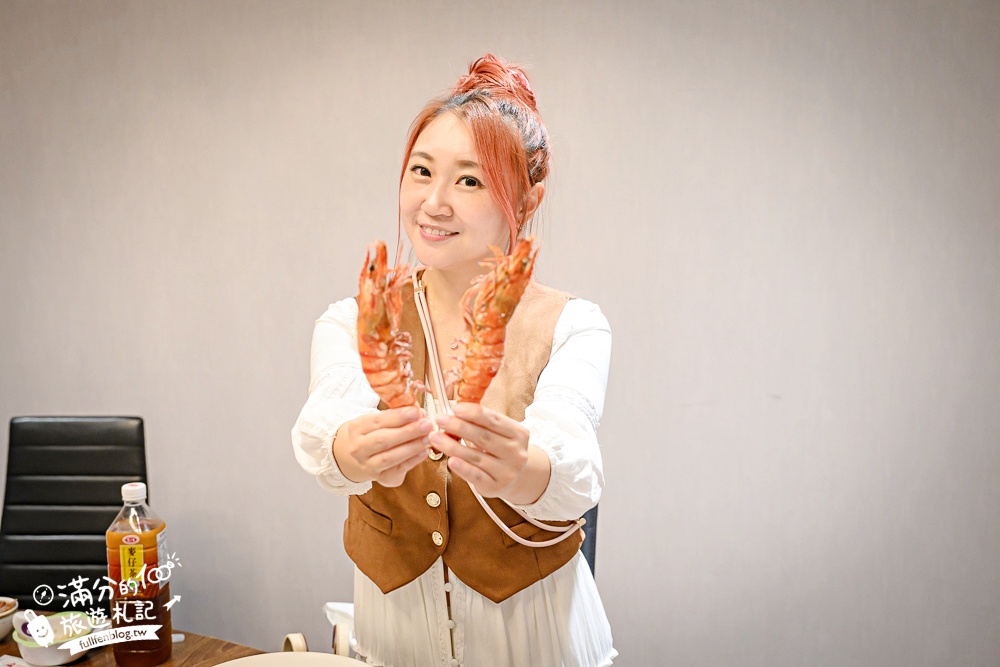 宜蘭礁溪美食餐廳推薦【光鮮生活美食館】招牌烤櫻桃鴨.一鴨三吃加外火焰大蝦好精彩.視覺與味覺的雙重滿足! 宜蘭礁溪美食餐廳推薦【光鮮生活美食館】招牌烤櫻桃鴨.一鴨三吃加外火焰大蝦好精彩.視覺與味覺的雙重滿足!