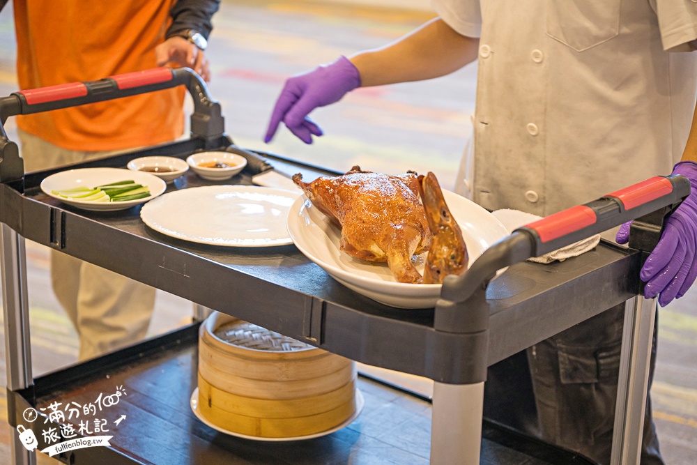 【彰化馥御花園酒店】最新花現烤鴨桌菜饗宴,超澎湃一鴨三吃,4-6人只要3999! 【彰化馥御花園酒店】最新花現烤鴨桌菜饗宴,超澎湃一鴨三吃,4-6人只要3999!