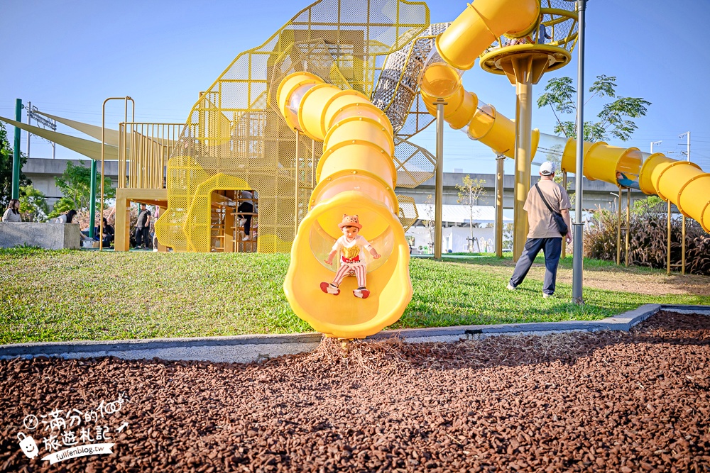 彰化【田中熊趣米公園】最新熊主題親子遊戲場.滑梯.沙坑.滑索一次滿足.還能近距離看高鐵奔馳!