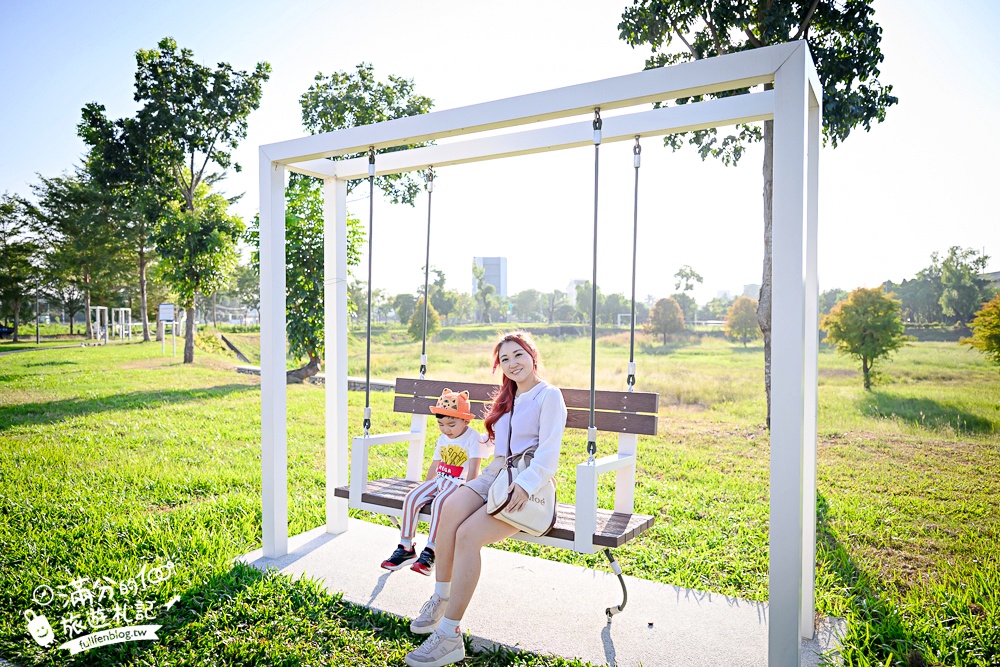 彰化【田中熊趣米公園】最新熊主題親子遊戲場.滑梯.沙坑.滑索一次滿足.還能近距離看高鐵奔馳!