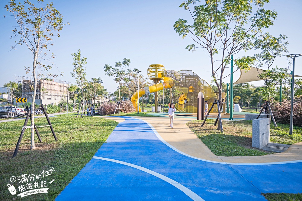 彰化【田中熊趣米公園】最新熊主題親子遊戲場.滑梯.沙坑.滑索一次滿足.還能近距離看高鐵奔馳!