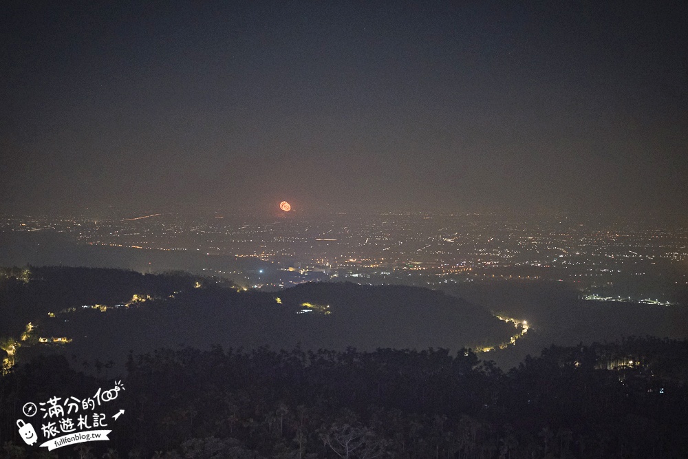 【華山賞景台泡腳.咖啡.燒烤】古坑夜景咖啡推薦,吃鍋泡腳兼賞夜,一次療癒到位,雲林最舒服的夜景體驗!