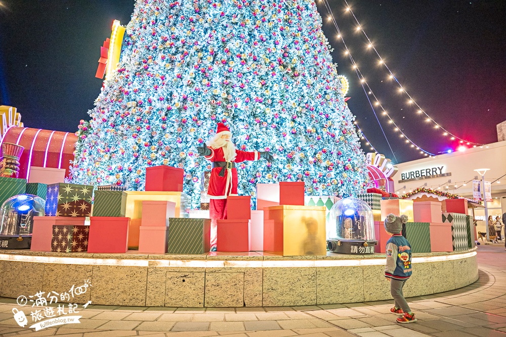 【2025華泰名品城聖誕村開村啦】璀璨20米聖誕樹飄雪.打卡復古飯店和摩登粉紅舞台! 【2025華泰名品城聖誕村開村啦】璀璨20米聖誕樹飄雪.打卡復古飯店和摩登粉紅舞台!