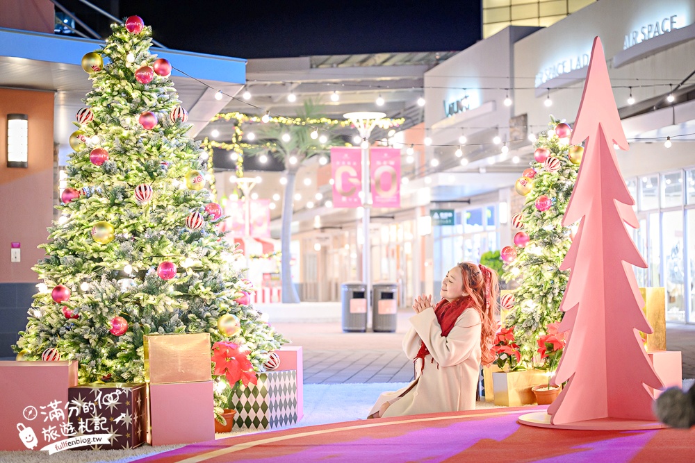 【2025華泰名品城聖誕村開村啦】璀璨20米聖誕樹飄雪.打卡復古飯店和摩登粉紅舞台! 【2025華泰名品城聖誕村開村啦】璀璨20米聖誕樹飄雪.打卡復古飯店和摩登粉紅舞台!