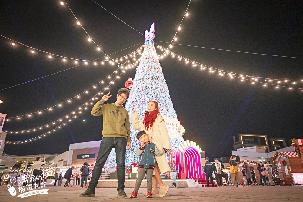 【2025華泰名品城聖誕村開村啦】璀璨20米聖誕樹飄雪.打卡復古飯店和摩登粉紅舞台! 【2025華泰名品城聖誕村開村啦】璀璨20米聖誕樹飄雪.打卡復古飯店和摩登粉紅舞台!