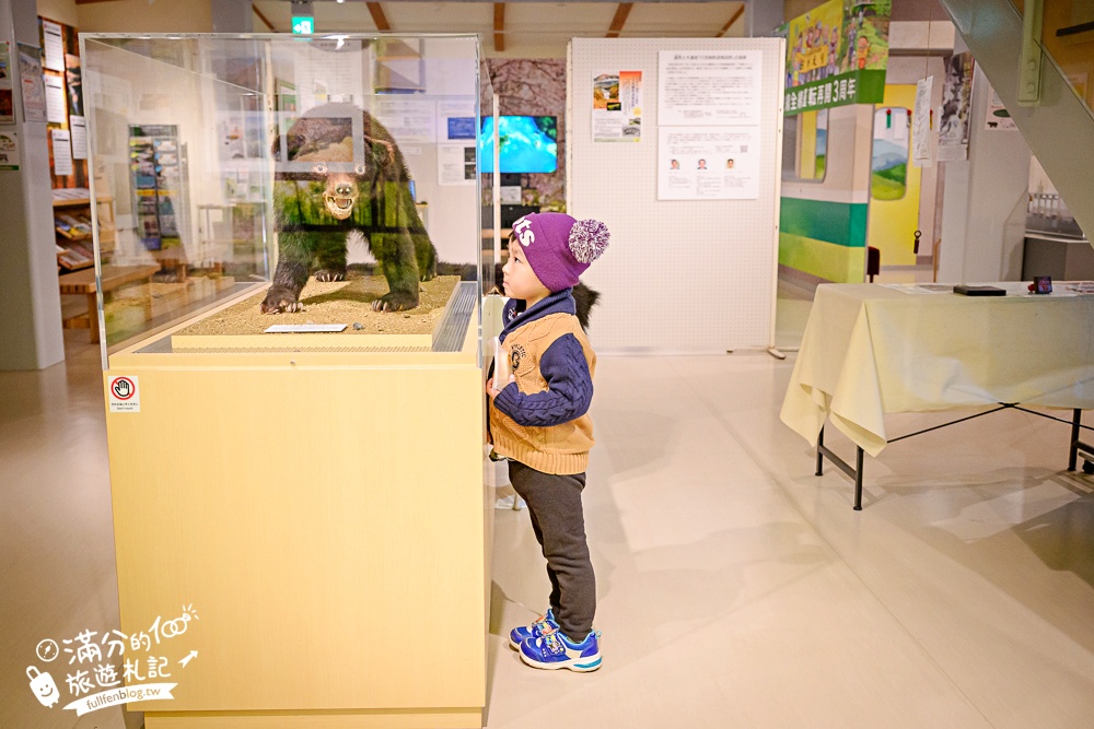 【福島吉利蛋公園】會津若松親子景點.古錐寶可夢主題滑梯.順遊清柳苑物產館&柳津町役場巨無霸紅牛超好拍!