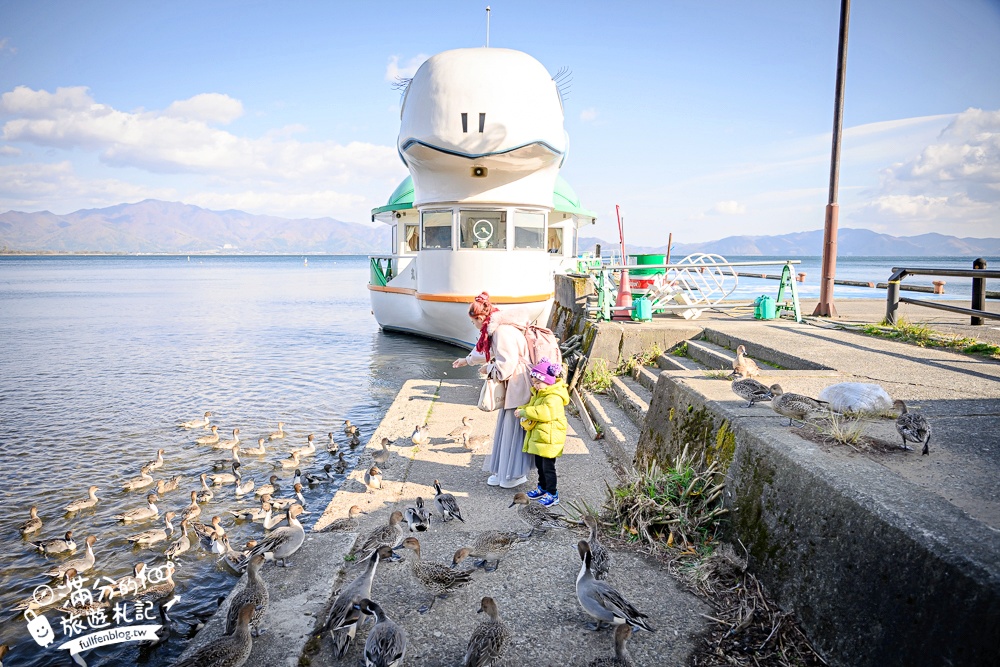 【猪苗代観光船】福島最美天鵝湖.美麗天鵝船＆烏龜造型海上咖啡館.餵小鴨看磐梯山.療癒山水風光超迷人!