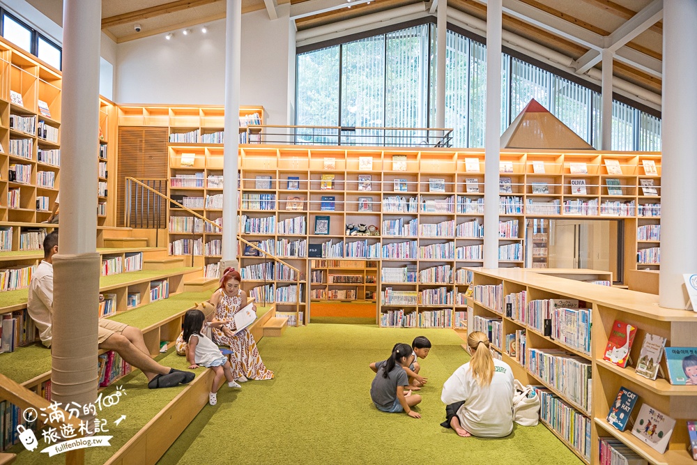 【九州佐賀武雄景點一日遊】TOP10個武雄景點推薦.泡武雄溫泉.吃佐賀牛便當.拍歷史塔樓.最美圖書館和歐風城堡陶瓷公園!