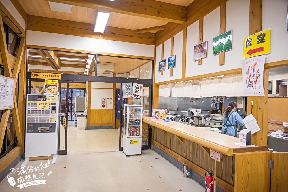 日本東北【鳴子峽】宮城賞楓景點推薦.走峽谷.賞紅楓.看奇岩.觀瀑布.必拍大深沢橋壯闊的拱橋景觀!