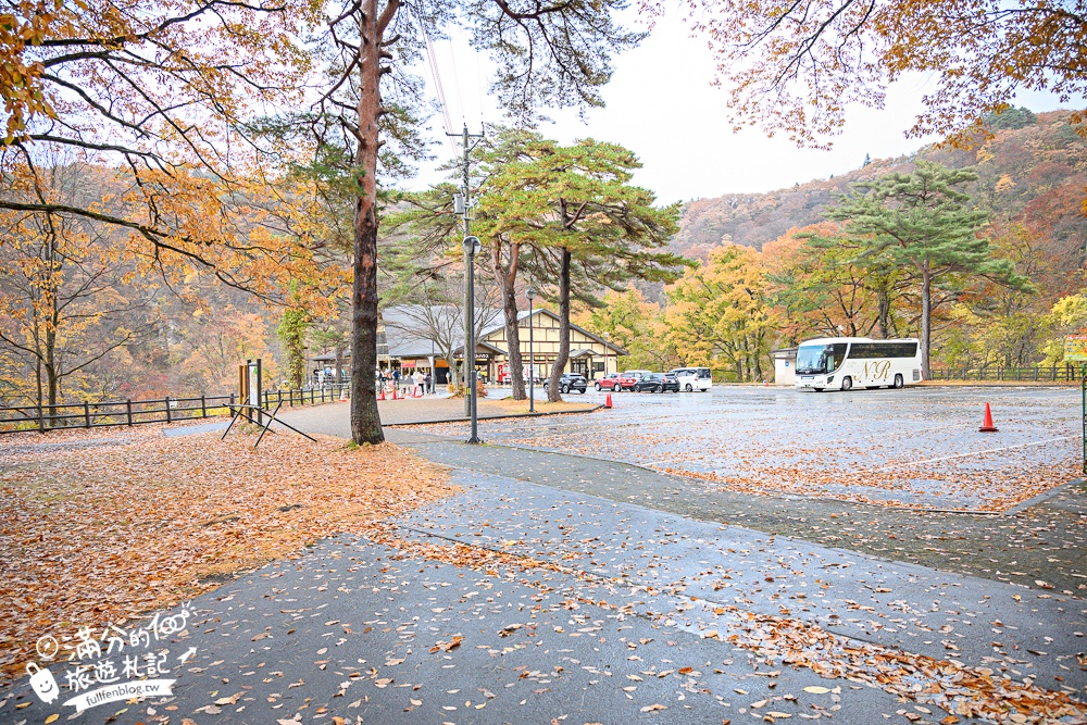 日本東北【鳴子峽】宮城賞楓景點推薦.走峽谷.賞紅楓.看奇岩.觀瀑布.必拍大深沢橋壯闊的拱橋景觀!