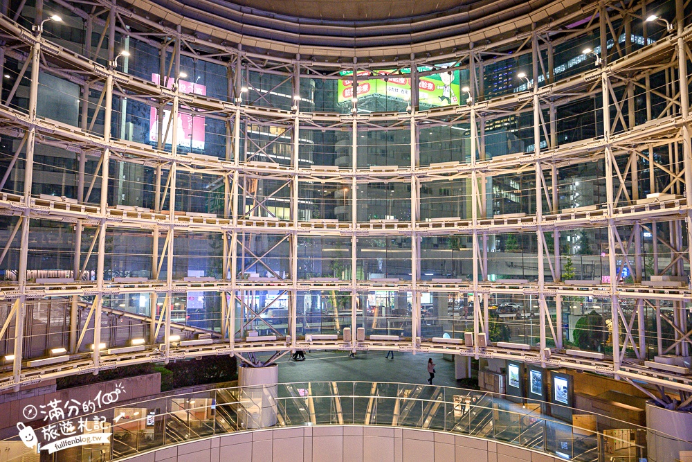 【2025東京六本木聖誕節】最佳拍照位置＆點燈時間,季節限定的耶誕白雪燈海,還能輕鬆眺望東京鐵塔!