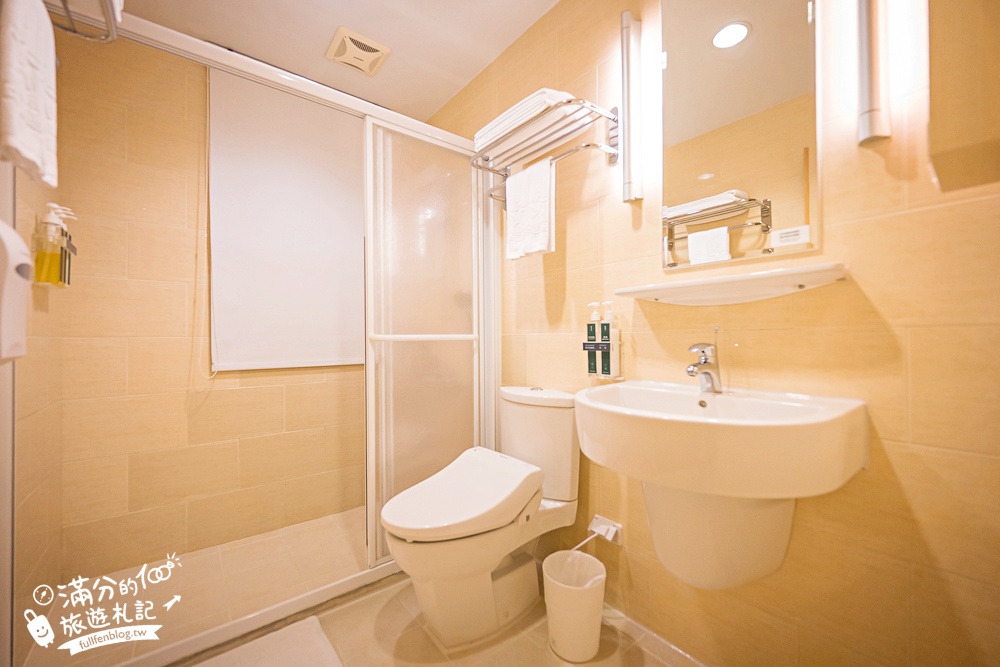 高雄平價飯店推薦【康橋商旅六合夜市中正館】近六合夜市&高雄捷運美麗島站.自助吧早餐澎湃美味!