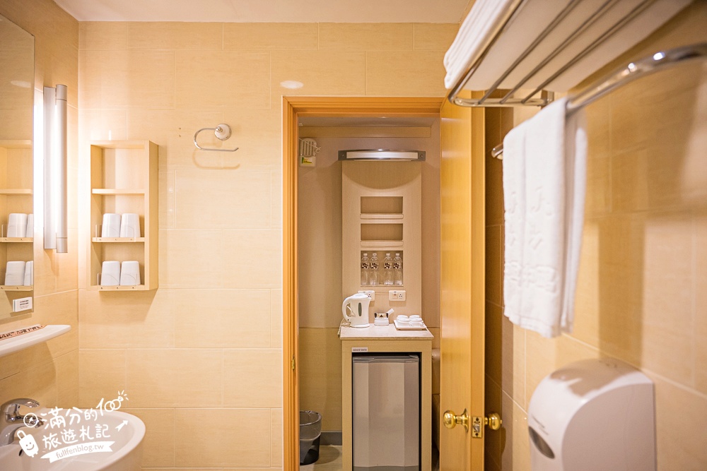 高雄平價飯店推薦【康橋商旅六合夜市中正館】近六合夜市&高雄捷運美麗島站.自助吧早餐澎湃美味!