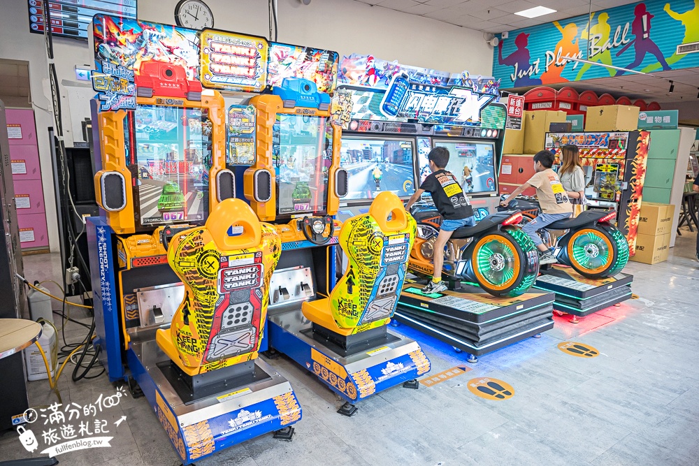 【E7PLAY三多館】一票玩到底.高雄不怕下雨室內樂園.大人小孩都會尖叫的休閒娛樂天堂! 【E7PLAY三多館】一票玩到底.高雄不怕下雨室內樂園.大人小孩都會尖叫的休閒娛樂天堂!