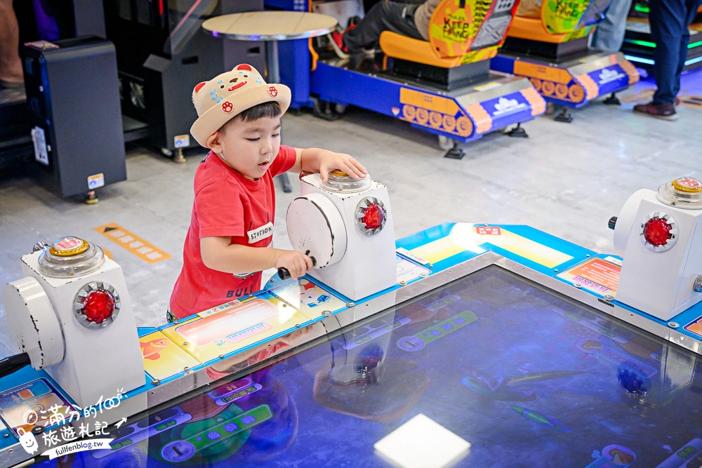 【E7PLAY三多館】一票玩到底.高雄不怕下雨室內樂園.大人小孩都會尖叫的休閒娛樂天堂! 【E7PLAY三多館】一票玩到底.高雄不怕下雨室內樂園.大人小孩都會尖叫的休閒娛樂天堂!