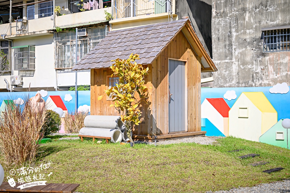 彰化【芊動彰化親子園區】在城市裡遇見一座童話村.三隻小豬.貓咪巴士和生動的彩繪大樓好好拍!