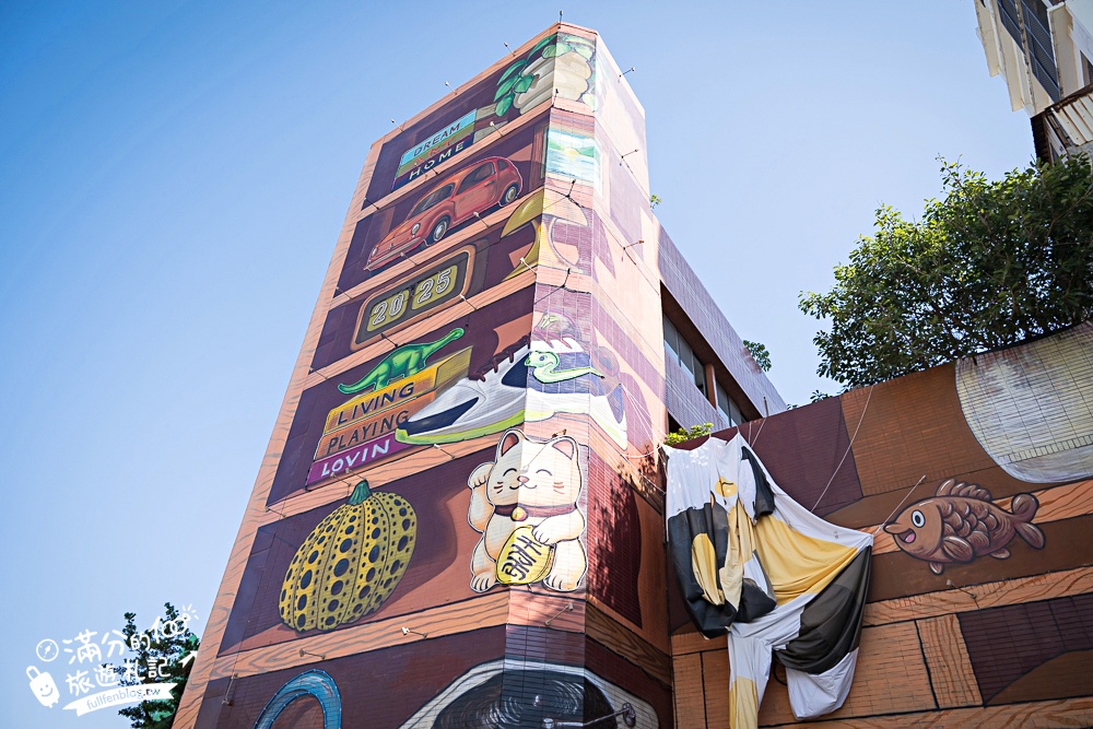 彰化【芊動彰化親子園區】在城市裡遇見一座童話村.三隻小豬.貓咪巴士和生動的彩繪大樓好好拍!