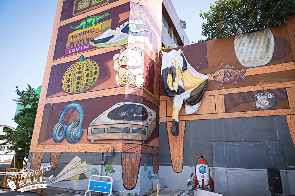 彰化【芊動彰化親子園區】在城市裡遇見一座童話村.三隻小豬.貓咪巴士和生動的彩繪大樓好好拍!