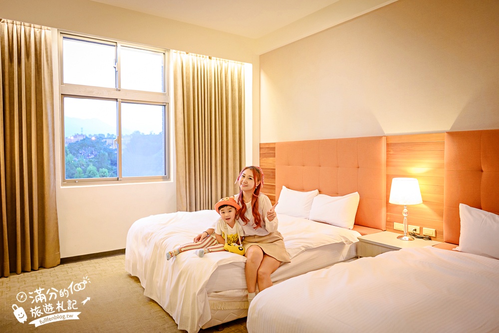 雲林住宿推薦【翠華會館】一泊二食開箱體驗,跨年專案只要$3960,百萬景觀頂樓煙火精彩又放鬆!