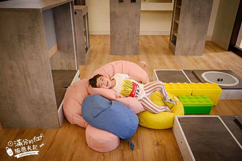 雲林住宿推薦【翠華會館】一泊二食開箱體驗,跨年專案只要$3960,百萬景觀頂樓煙火精彩又放鬆!