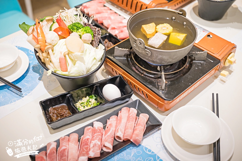 雲林住宿推薦【翠華會館】一泊二食開箱體驗,跨年專案只要$3960,百萬景觀頂樓煙火精彩又放鬆!