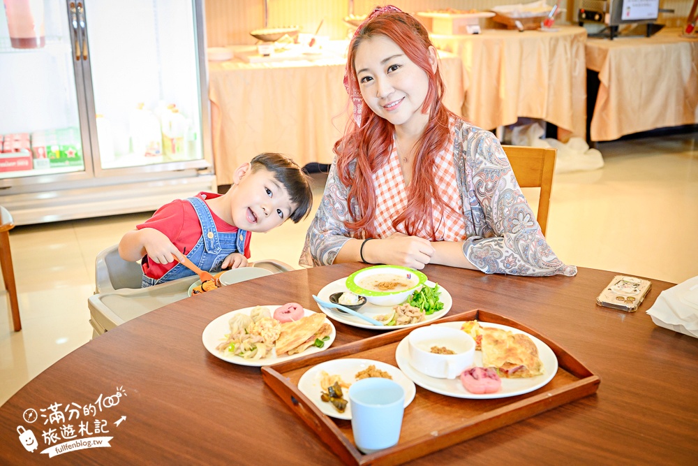 雲林住宿推薦【翠華會館】一泊二食開箱體驗,跨年專案只要$3960,百萬景觀頂樓煙火精彩又放鬆!