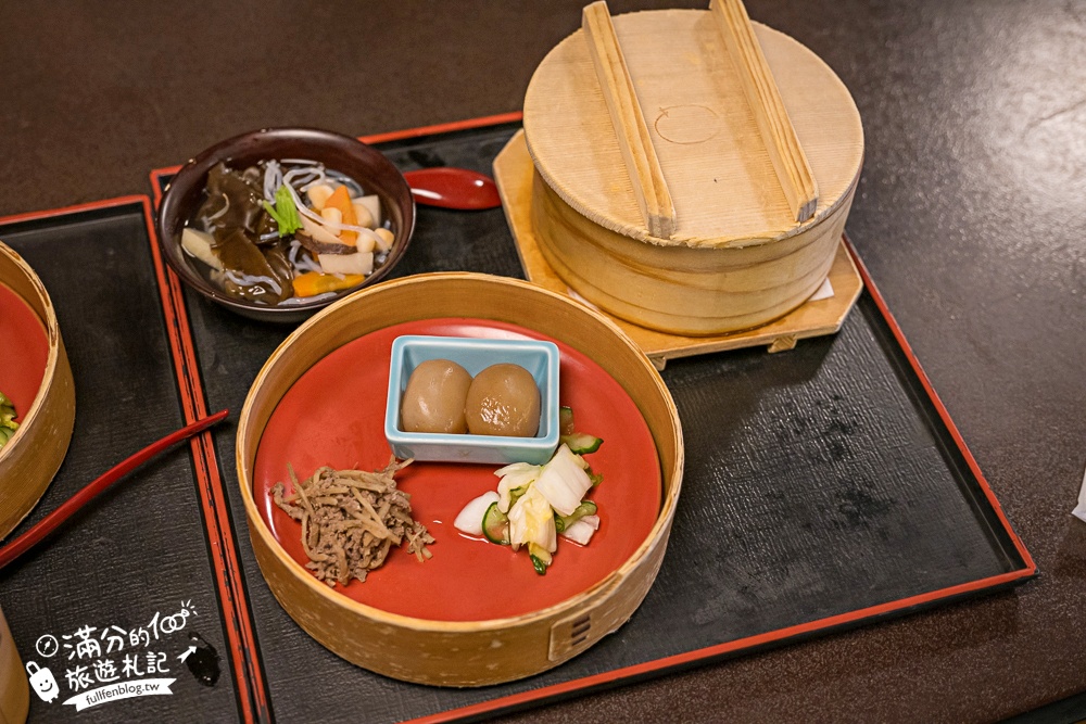 福島會津若松必吃美食【田季野輪箱飯】圓形木盒傳統料理～掀開的瞬間,完全就是香氣爆擊