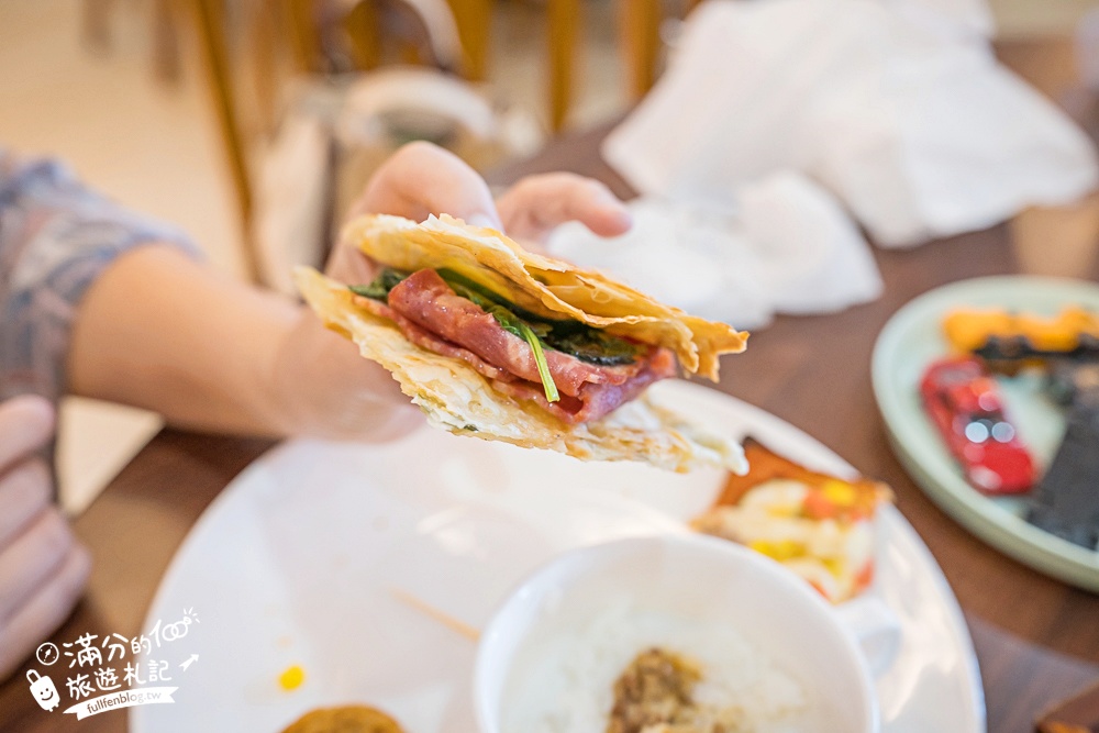 雲林住宿推薦【翠華會館】一泊二食開箱體驗,跨年專案只要$3960,百萬景觀頂樓煙火精彩又放鬆!