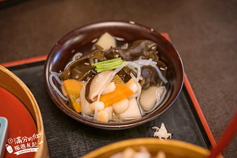 福島會津若松必吃美食【田季野輪箱飯】圓形木盒傳統料理～掀開的瞬間,完全就是香氣爆擊