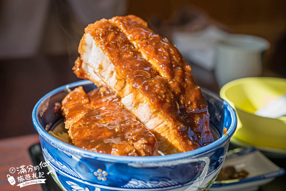 會津若松美食【Murai醬汁豬排】福島最浮誇的豬排丼飯,絕對厚實一口入魂! 會津若松美食【Murai醬汁豬排】福島最浮誇的豬排丼飯,絕對厚實一口入魂!